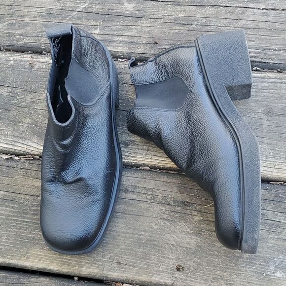 Vintage 90s y2k Square Toe Chunky Block Heel Black Leather Ankle Boots Booties 9 - Picture 1 of 8
